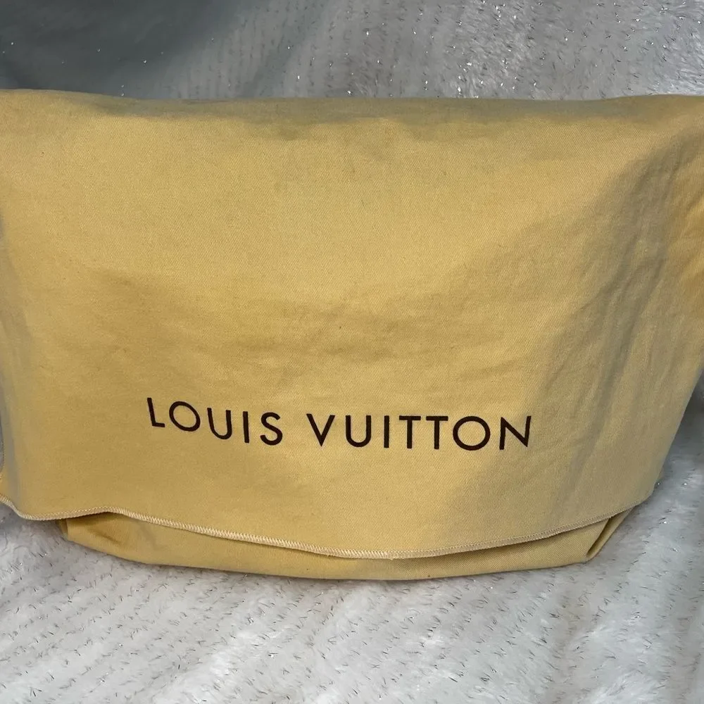 AUTH LOUIS VUITTON VERNIS BAG- tan/beige